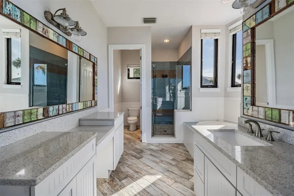 62 Central Court Tarpon Springs FL 34689