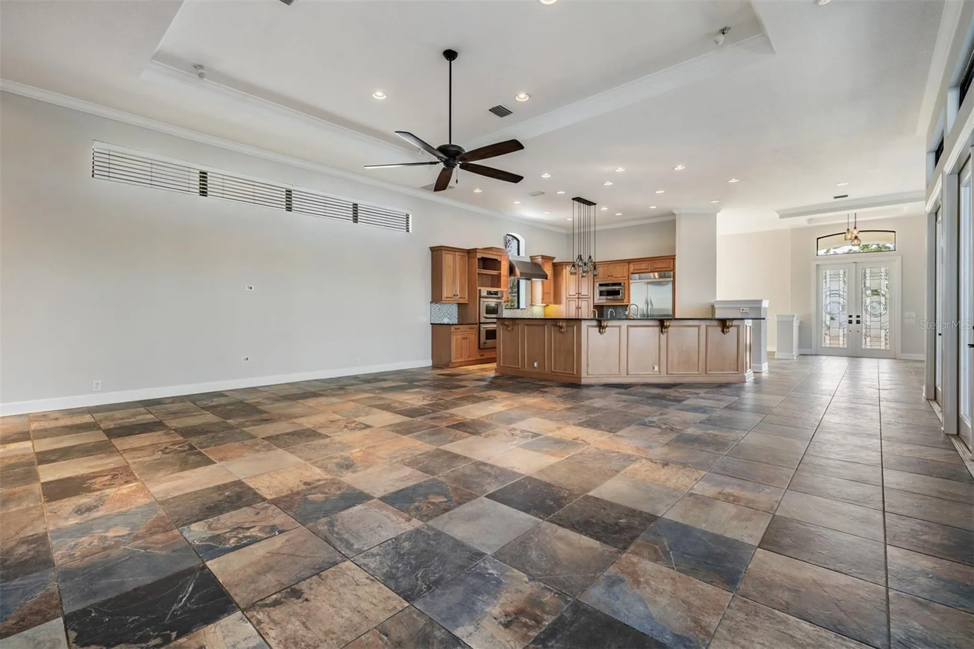 62 Central Court Tarpon Springs FL 34689
