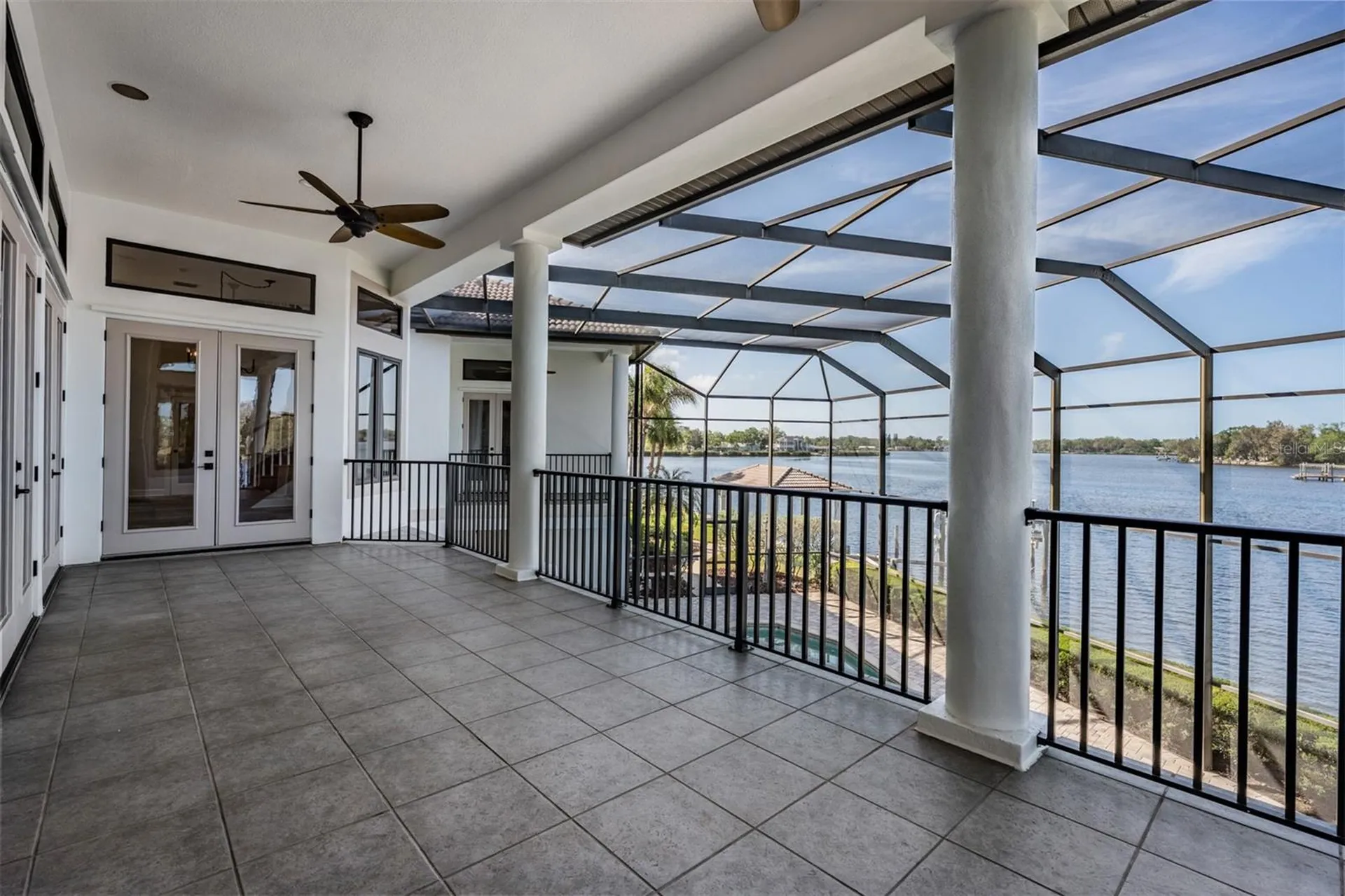 62 Central Court Tarpon Springs FL 34689