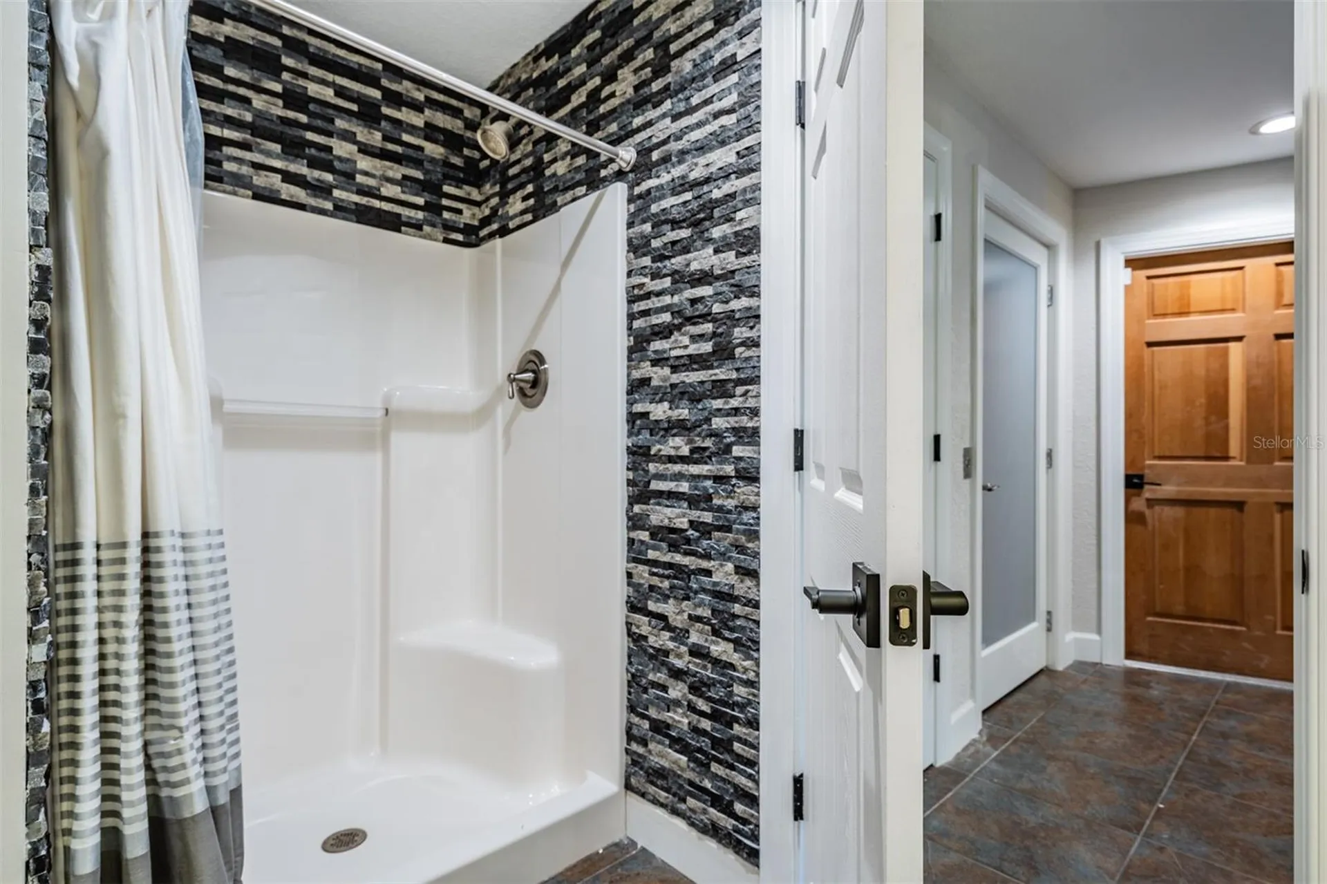 62 Central Court Tarpon Springs FL 34689