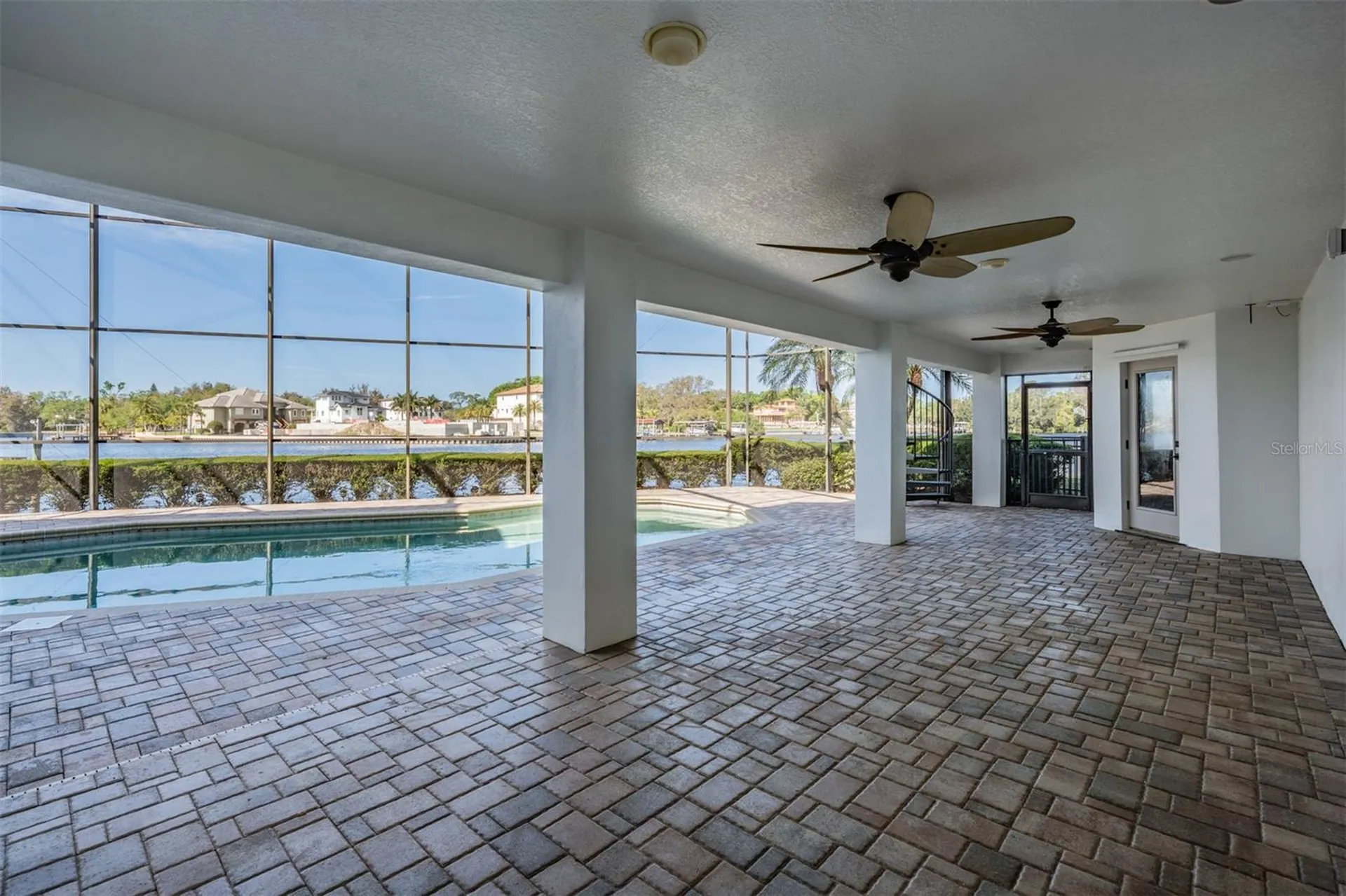 62 Central Court Tarpon Springs FL 34689