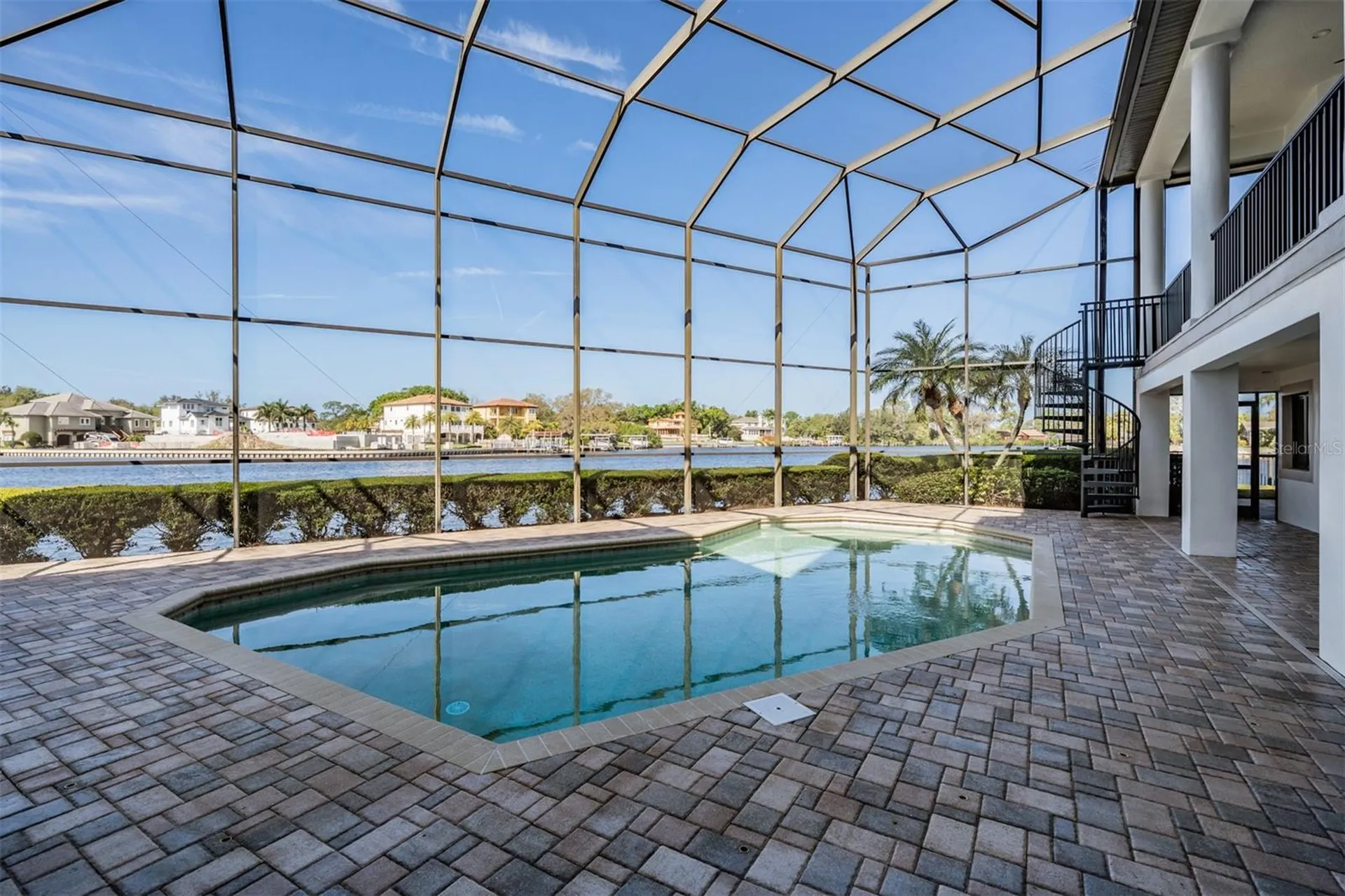 62 Central Court Tarpon Springs FL 34689
