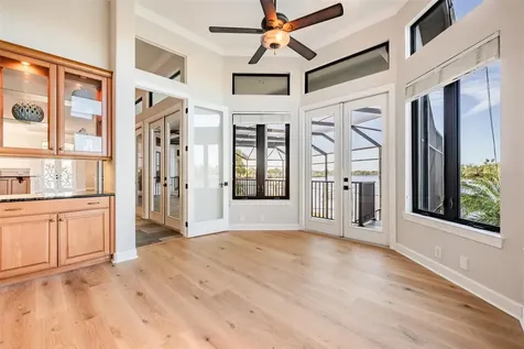 62 Central Court Tarpon Springs FL 34689