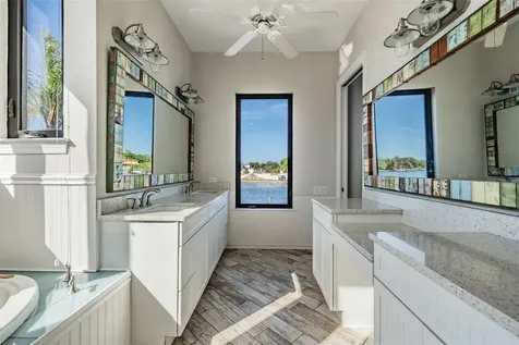 62 Central Court Tarpon Springs FL 34689