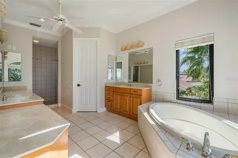 62 Central Court Tarpon Springs FL 34689