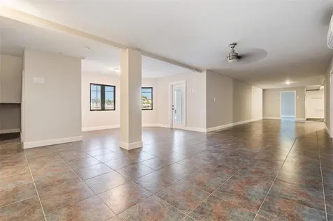 62 Central Court Tarpon Springs FL 34689