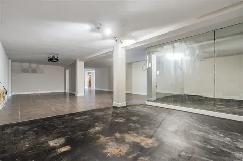 62 Central Court Tarpon Springs FL 34689
