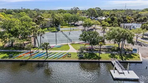 62 Central Court Tarpon Springs FL 34689