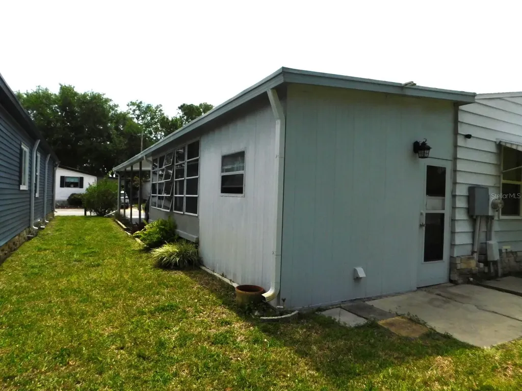 1001 Starkey Road Largo FL 33771