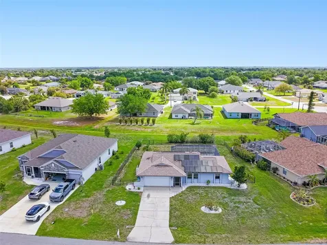 390 Tres Lagoas Street Punta Gorda FL 33983