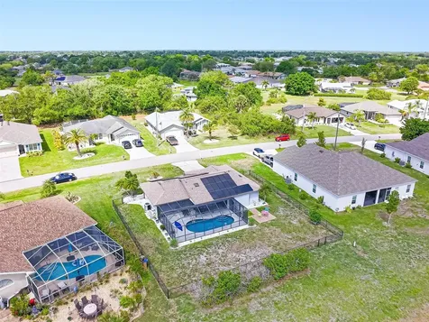 390 Tres Lagoas Street Punta Gorda FL 33983
