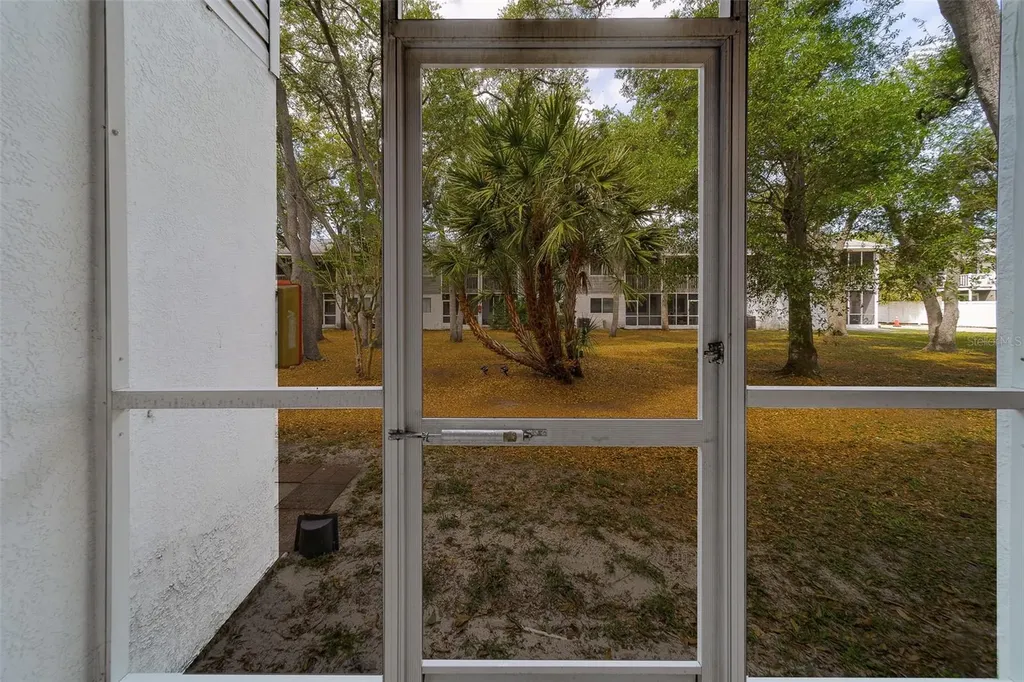 9241 Jakes Path Largo FL 33771