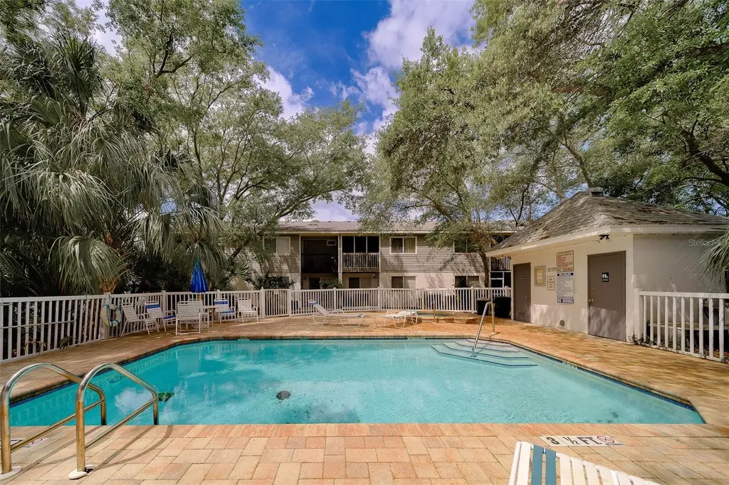 9241 Jakes Path Largo FL 33771