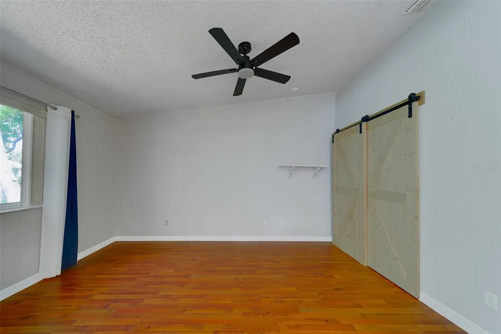 9241 Jakes Path Largo FL 33771