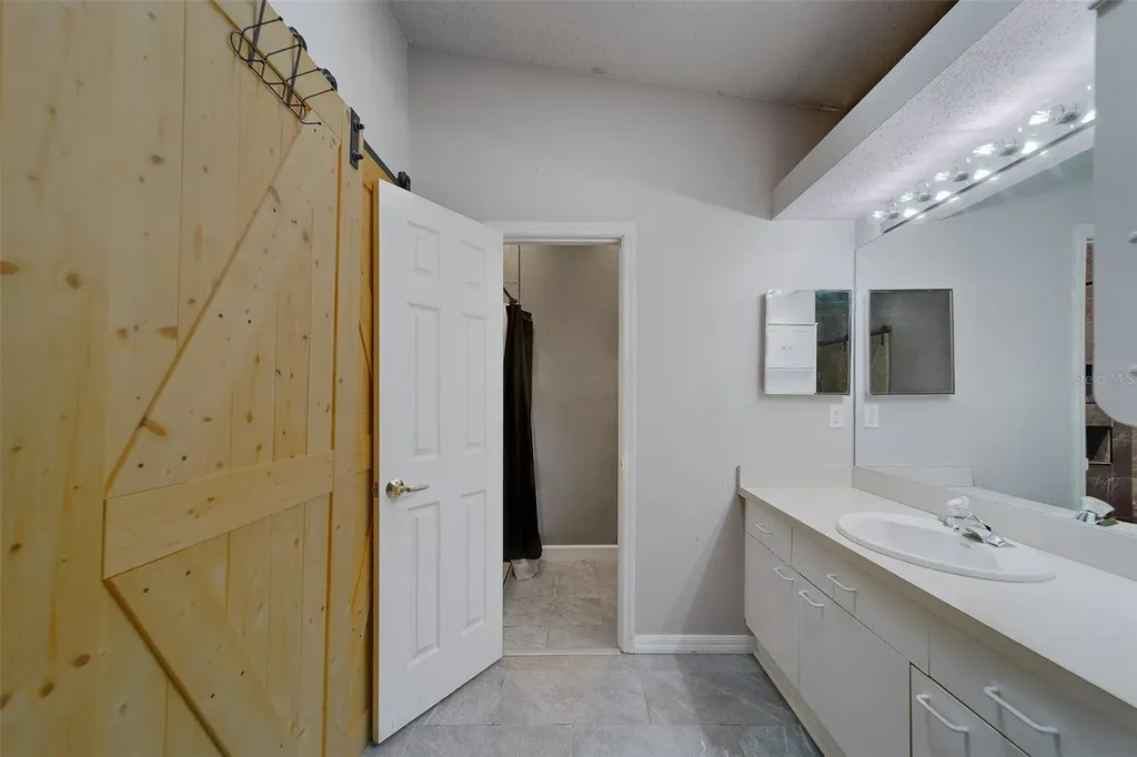 9241 Jakes Path Largo FL 33771