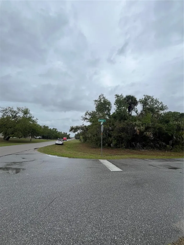 15010 Elwood Avenue Port Charlotte FL 33953