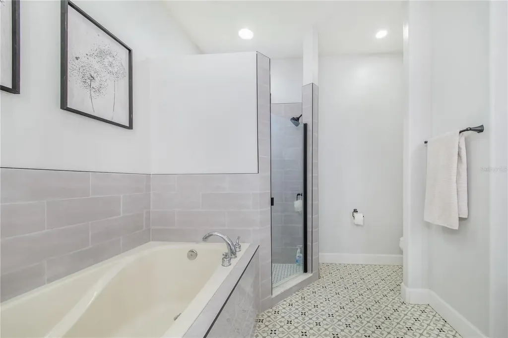 6306 Silver Leaf Lane Lakeland FL 33813