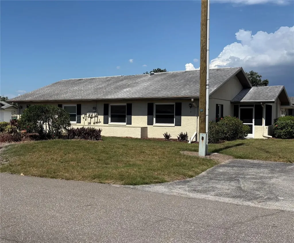 1905 Canterbury Lane Sun City Center FL 33573