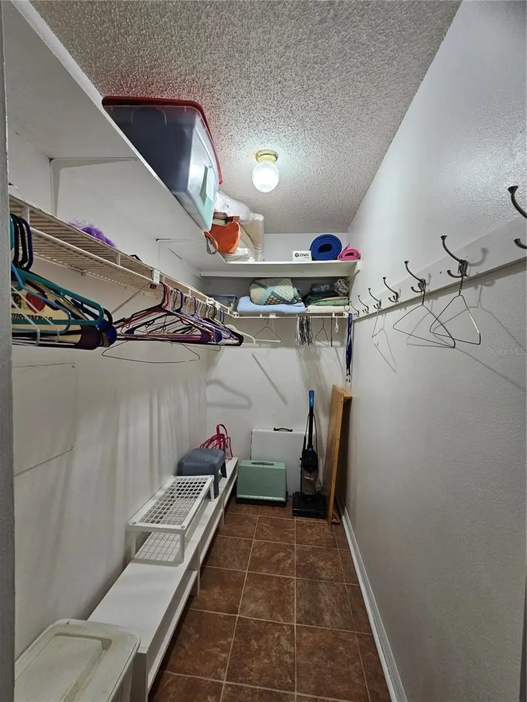 1905 Canterbury Lane Sun City Center FL 33573