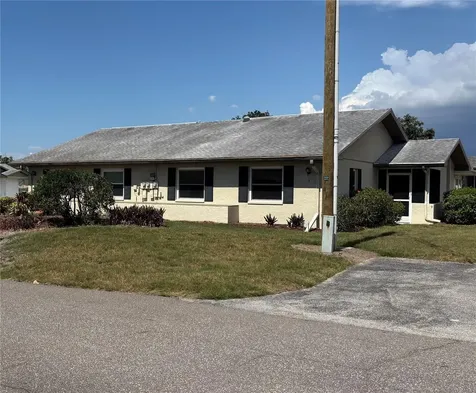 1905 Canterbury Lane Sun City Center FL 33573