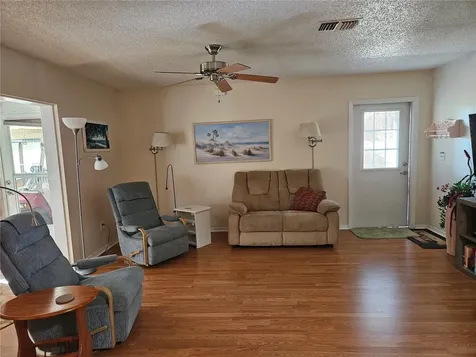 1905 Canterbury Lane Sun City Center FL 33573