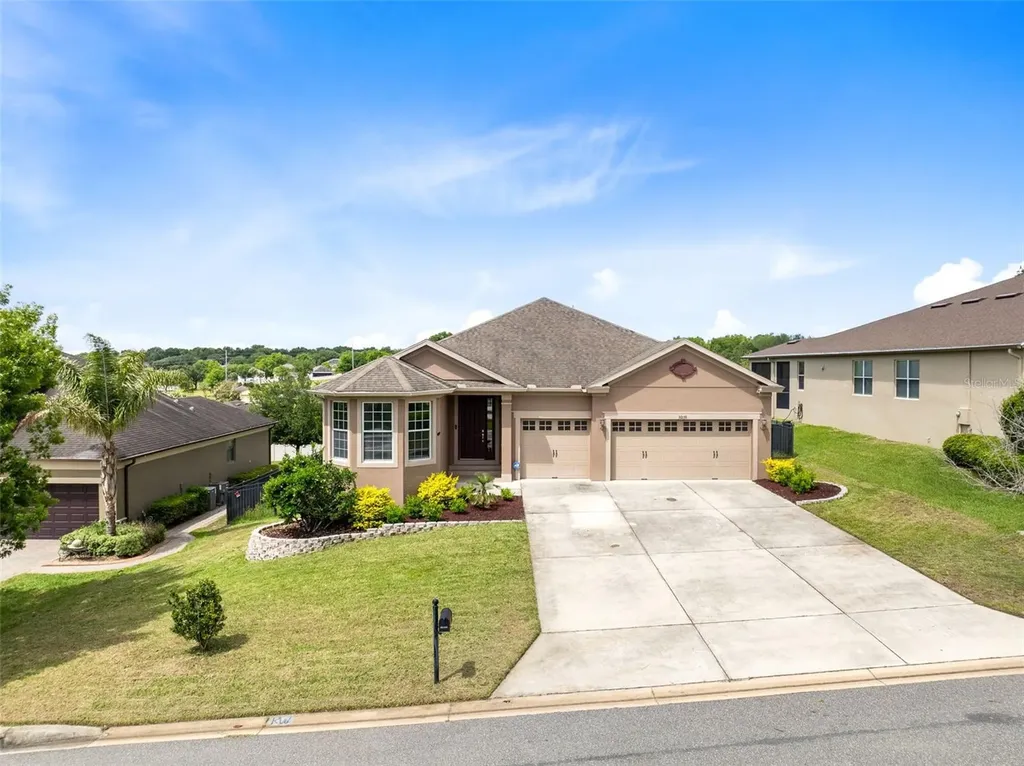 30139 Hackney Loop Mount Dora FL 32757