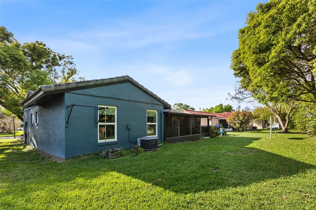 10520 Montpelier Circle Orlando FL 32821