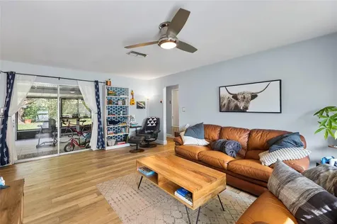 10520 Montpelier Circle Orlando FL 32821