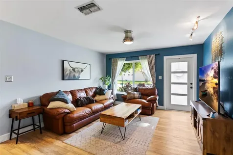 10520 Montpelier Circle Orlando FL 32821