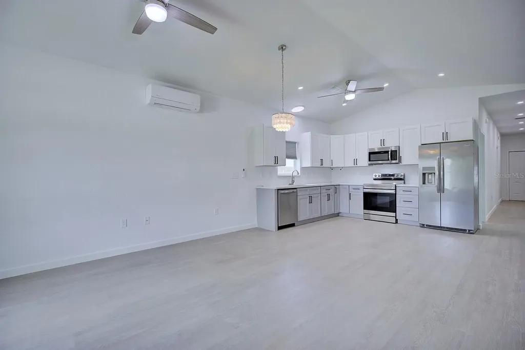 6421 Okinawa Avenue Sebring FL 33876