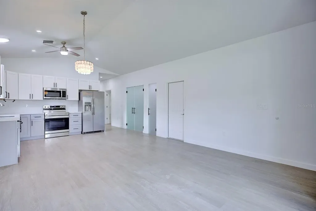 6421 Okinawa Avenue Sebring FL 33876