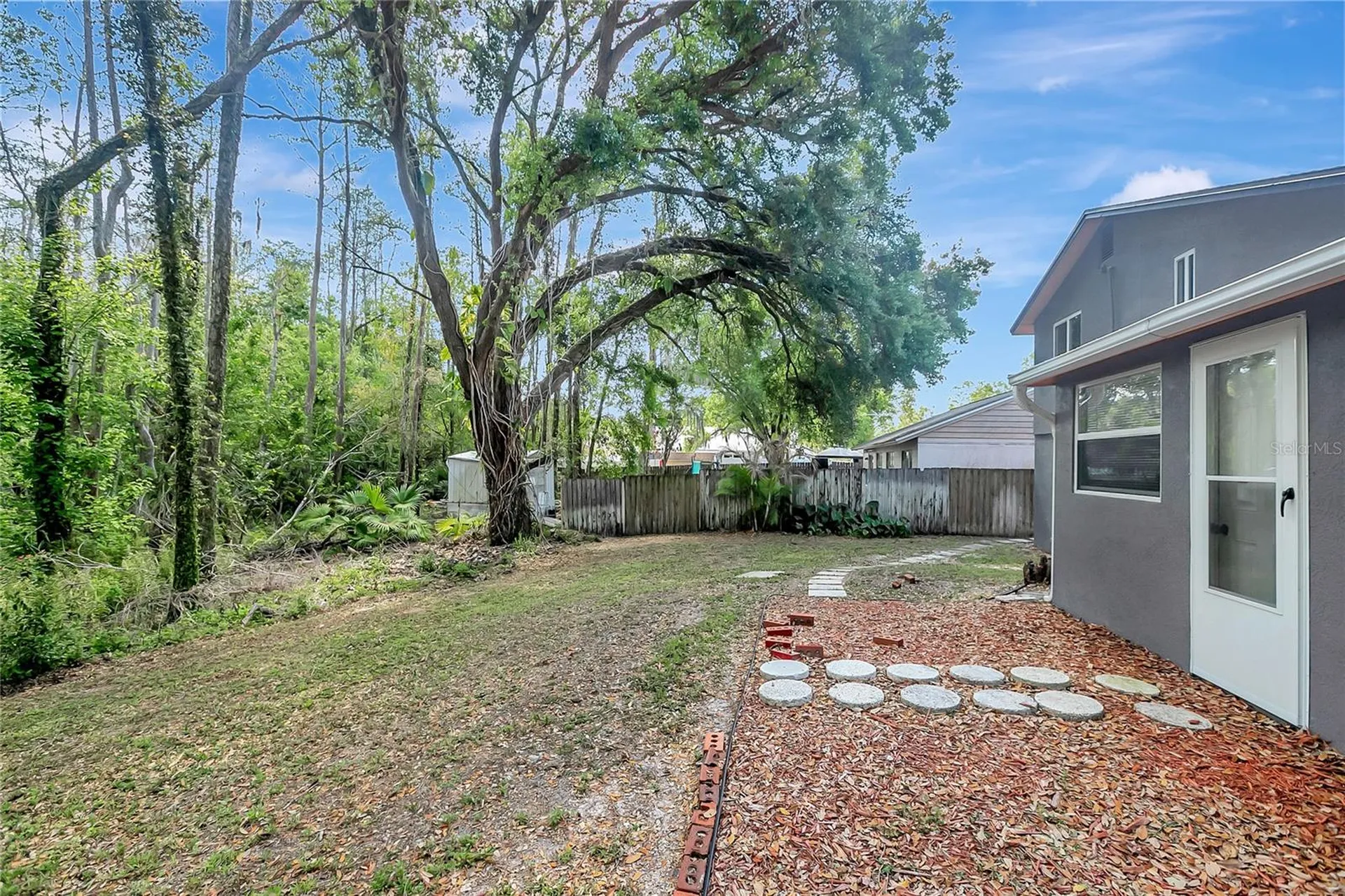 16133 Ravendale Drive Tampa FL 33618