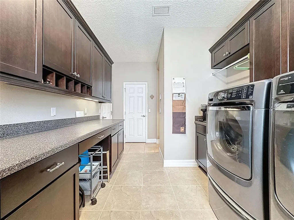 108 Mist Flower Lane Groveland FL 34736