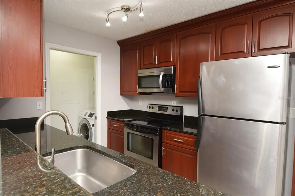 10265 Gandy Boulevard N St Petersburg FL 33702