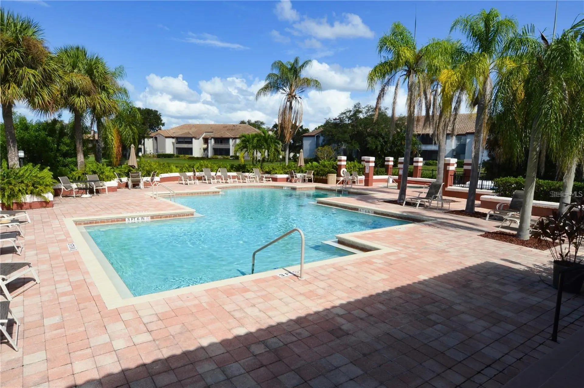 10265 Gandy Boulevard N St Petersburg FL 33702