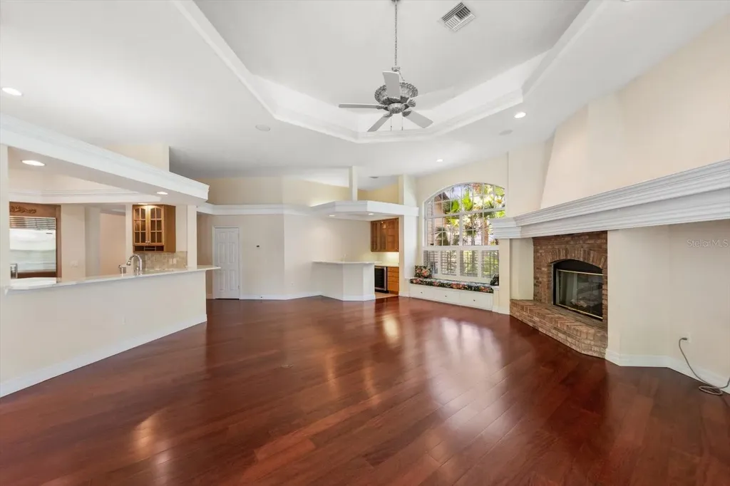 280 Belleview Boulevard Belleair FL 33756