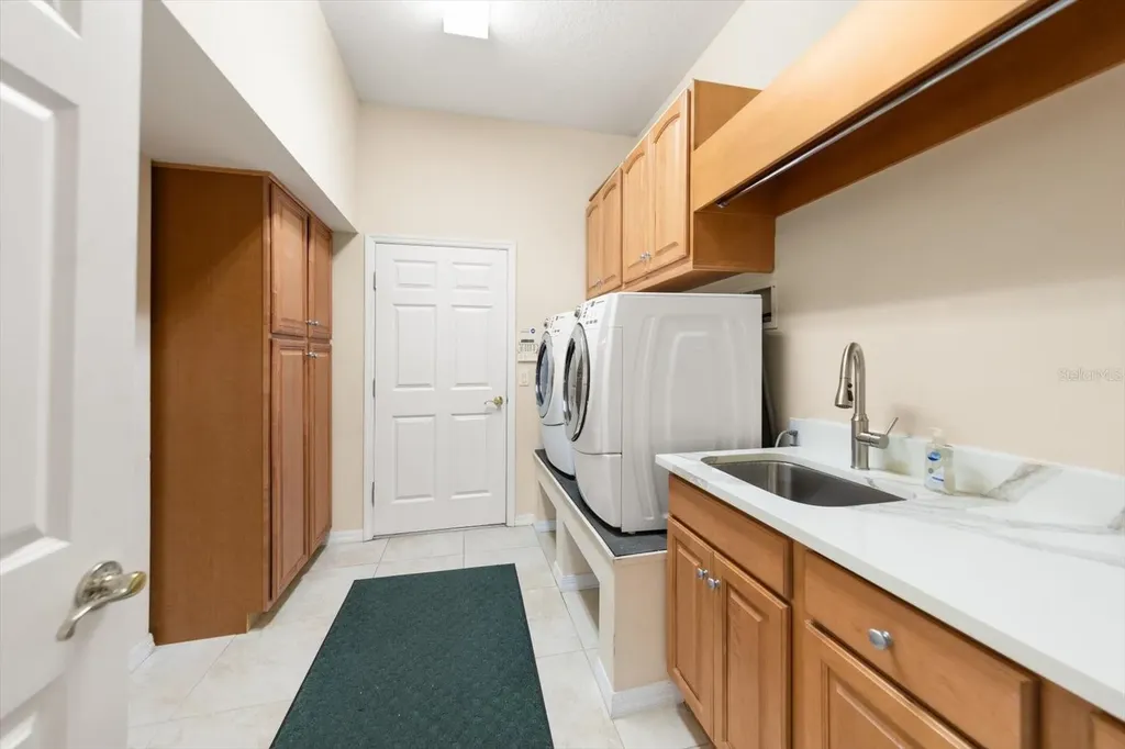 280 Belleview Boulevard Belleair FL 33756