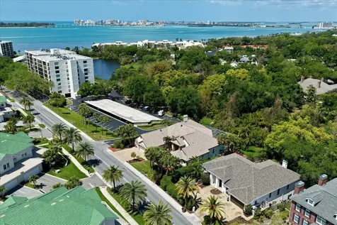 280 Belleview Boulevard Belleair FL 33756