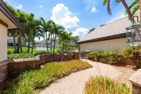 280 Belleview Boulevard Belleair FL 33756