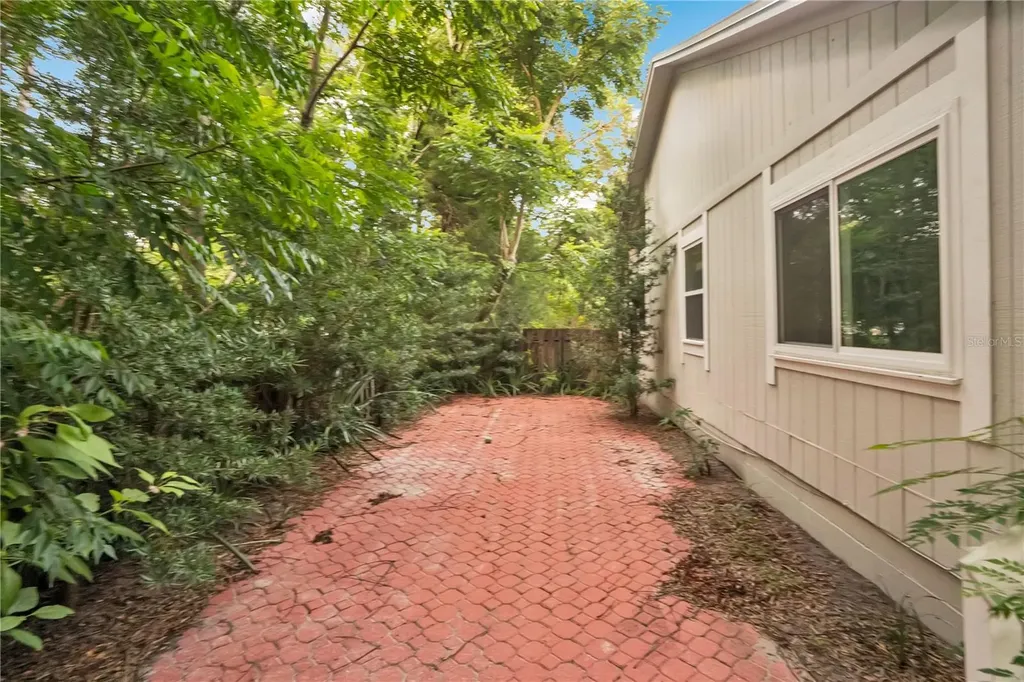 16 Raintree Court Ormond Beach FL 32174