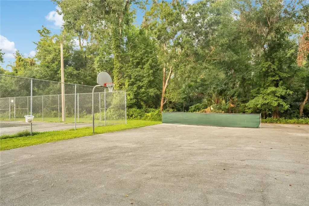 16 Raintree Court Ormond Beach FL 32174