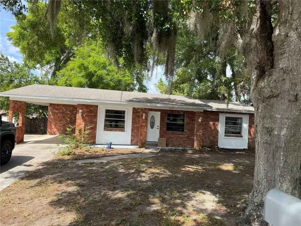 415 S Tangerine Court Eagle Lake FL 33839