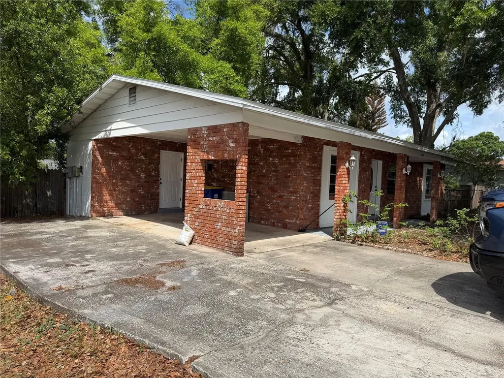 415 S Tangerine Court Eagle Lake FL 33839