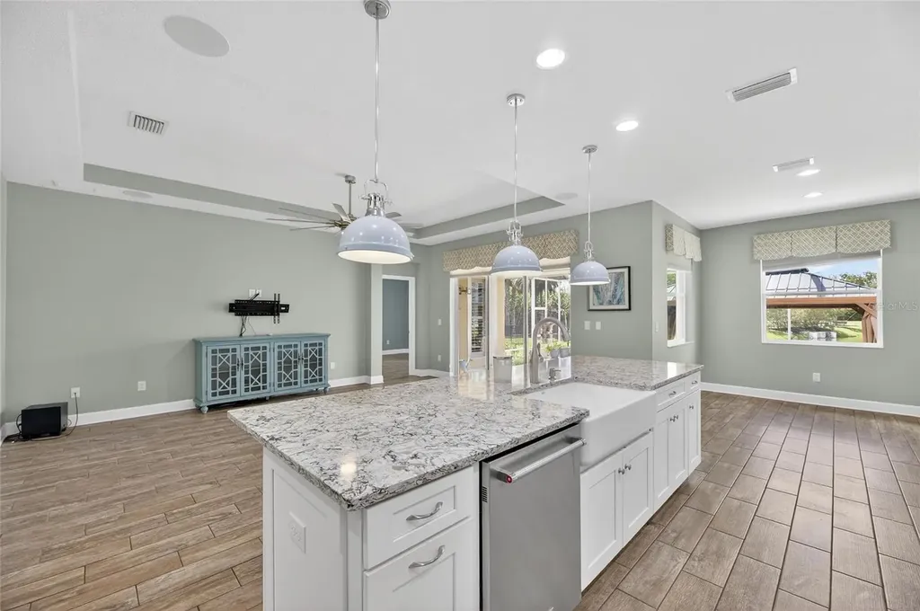 5130 Admiral Pointe Drive Apollo Beach FL 33572