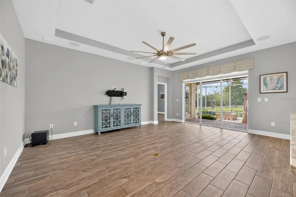 5130 Admiral Pointe Drive Apollo Beach FL 33572