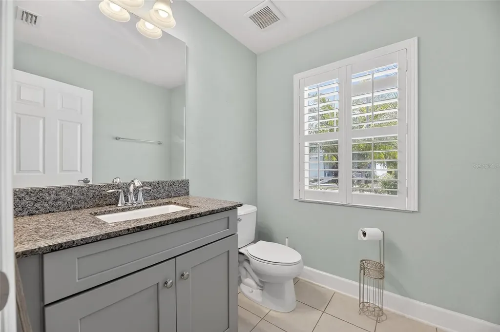 5130 Admiral Pointe Drive Apollo Beach FL 33572