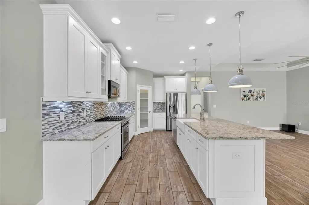 5130 Admiral Pointe Drive Apollo Beach FL 33572