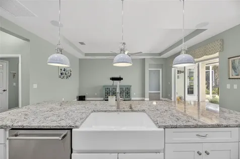 5130 Admiral Pointe Drive Apollo Beach FL 33572