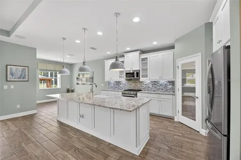 5130 Admiral Pointe Drive Apollo Beach FL 33572
