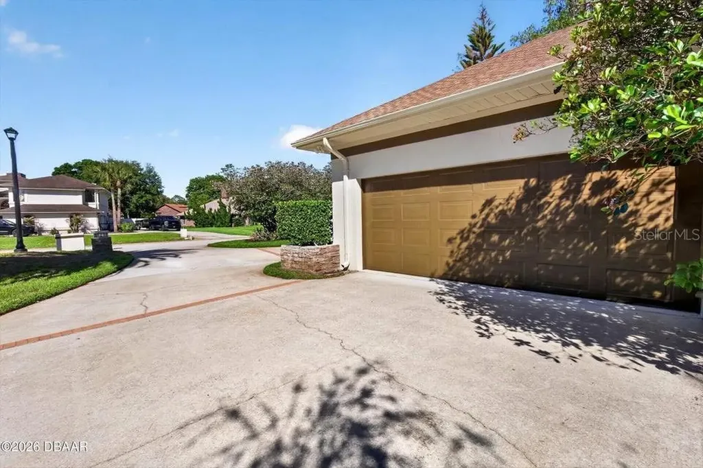 21 Forestview Way Ormond Beach FL 32174